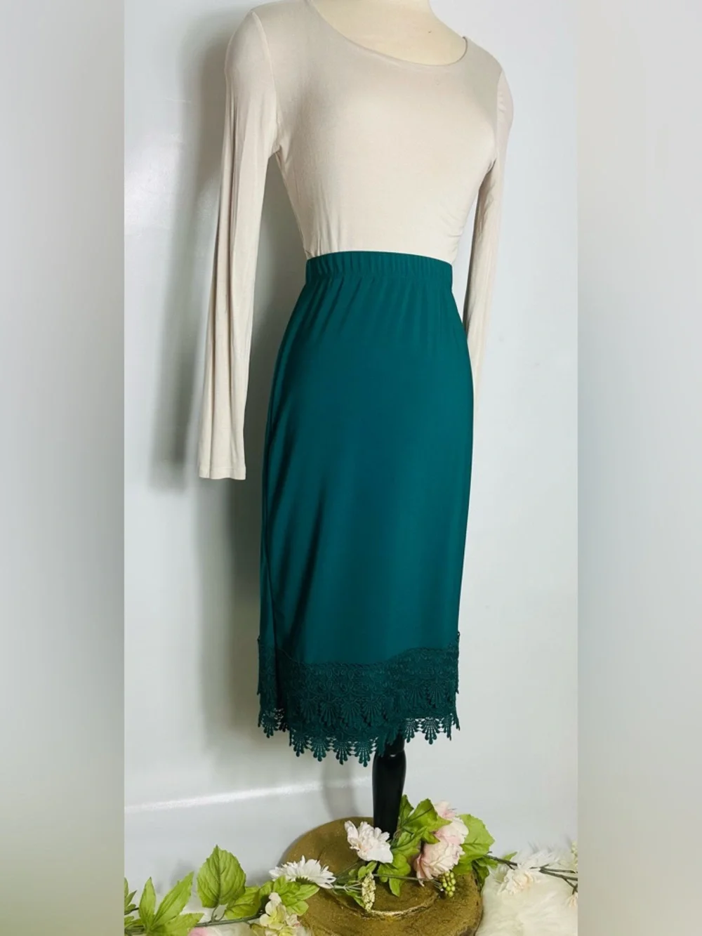 Unk Teal Lace-Trim Midi Skirt - Picture 2 of 3